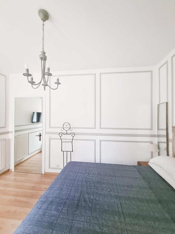 Via Vittoria Quattro Apartment Roma Ngoại thất bức ảnh